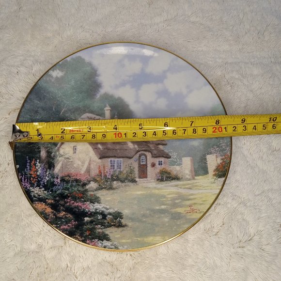 Thomas Kinkade Limited Edition Cottage Plates ( Set of Two) - Picture 11 of 12